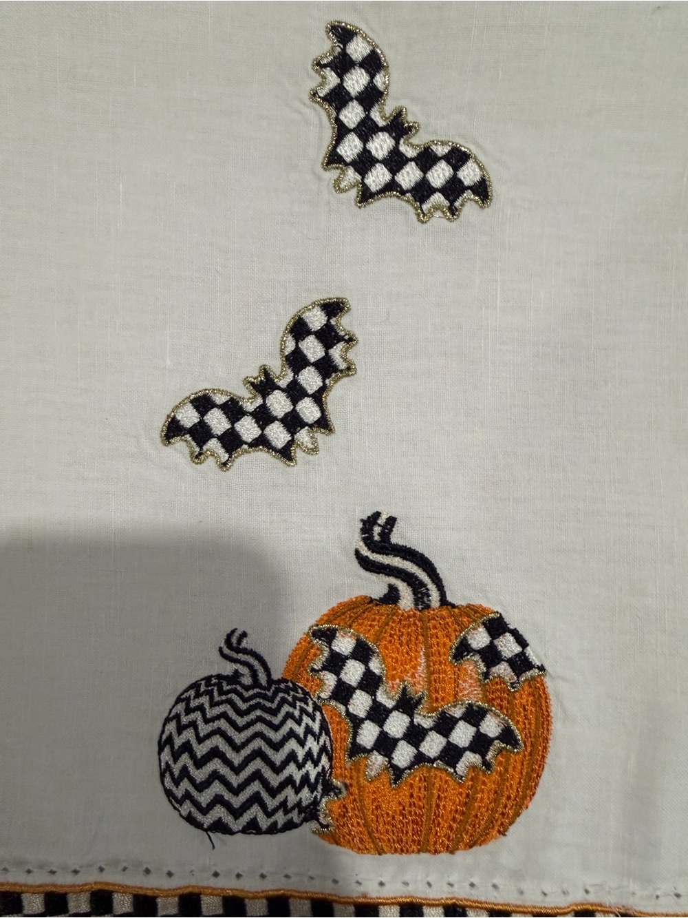 MacKenzie-Childs Halloween Hand Towels - Picture 4 of 5